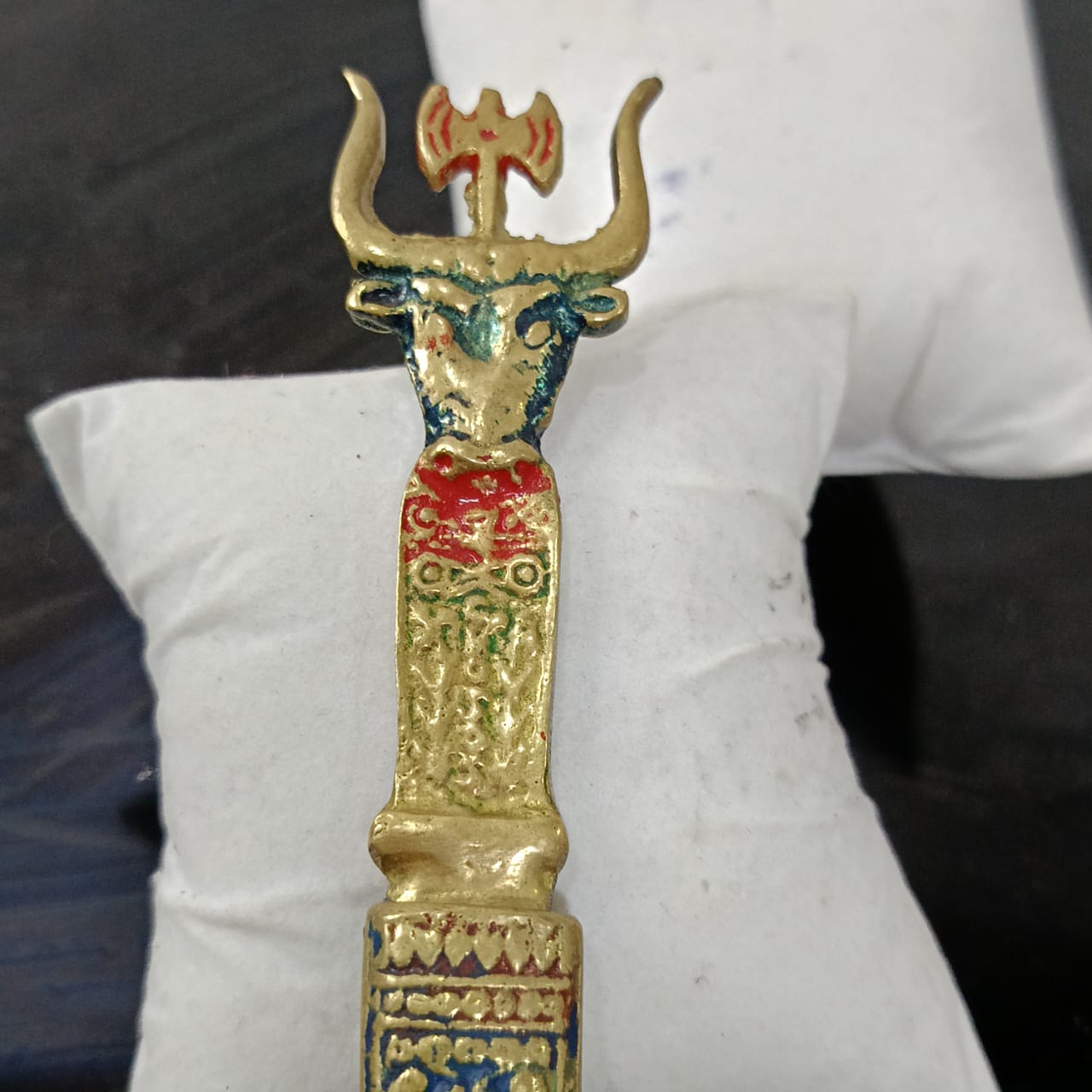 فاتح الأغلفة برونز