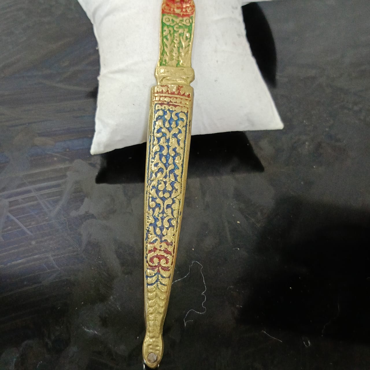 فاتح الأغلفة برونز