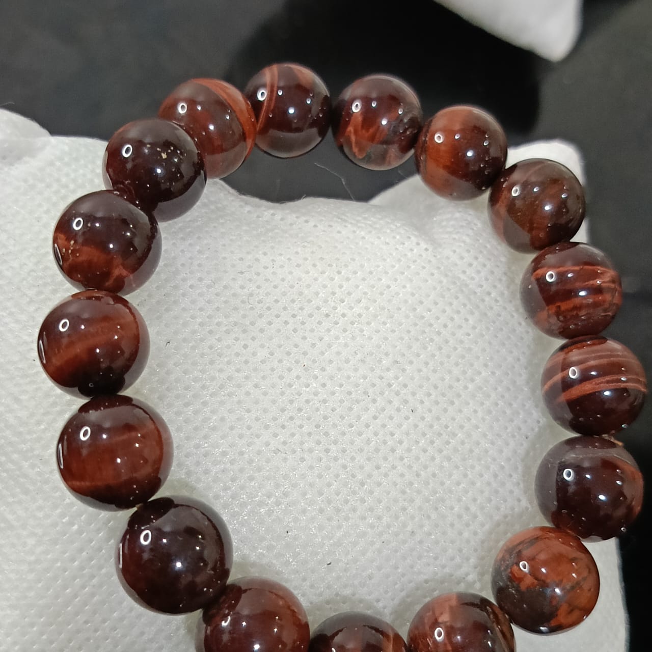 سوار تحفة بحجر عين نمر