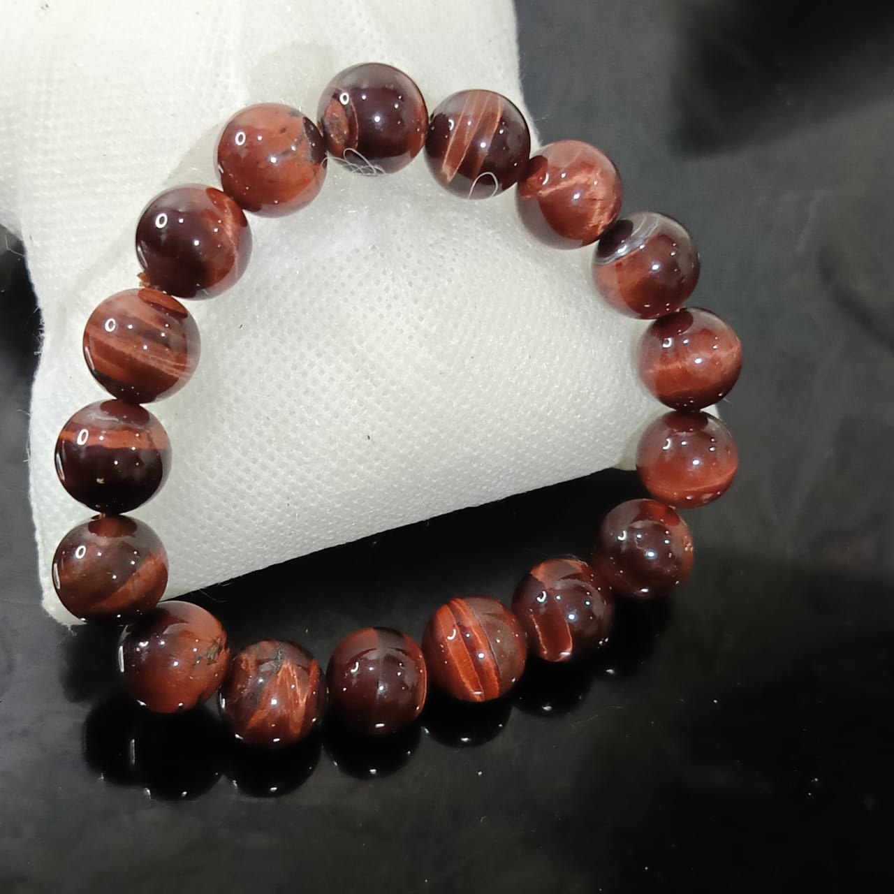 سوار تحفة بحجر عين نمر