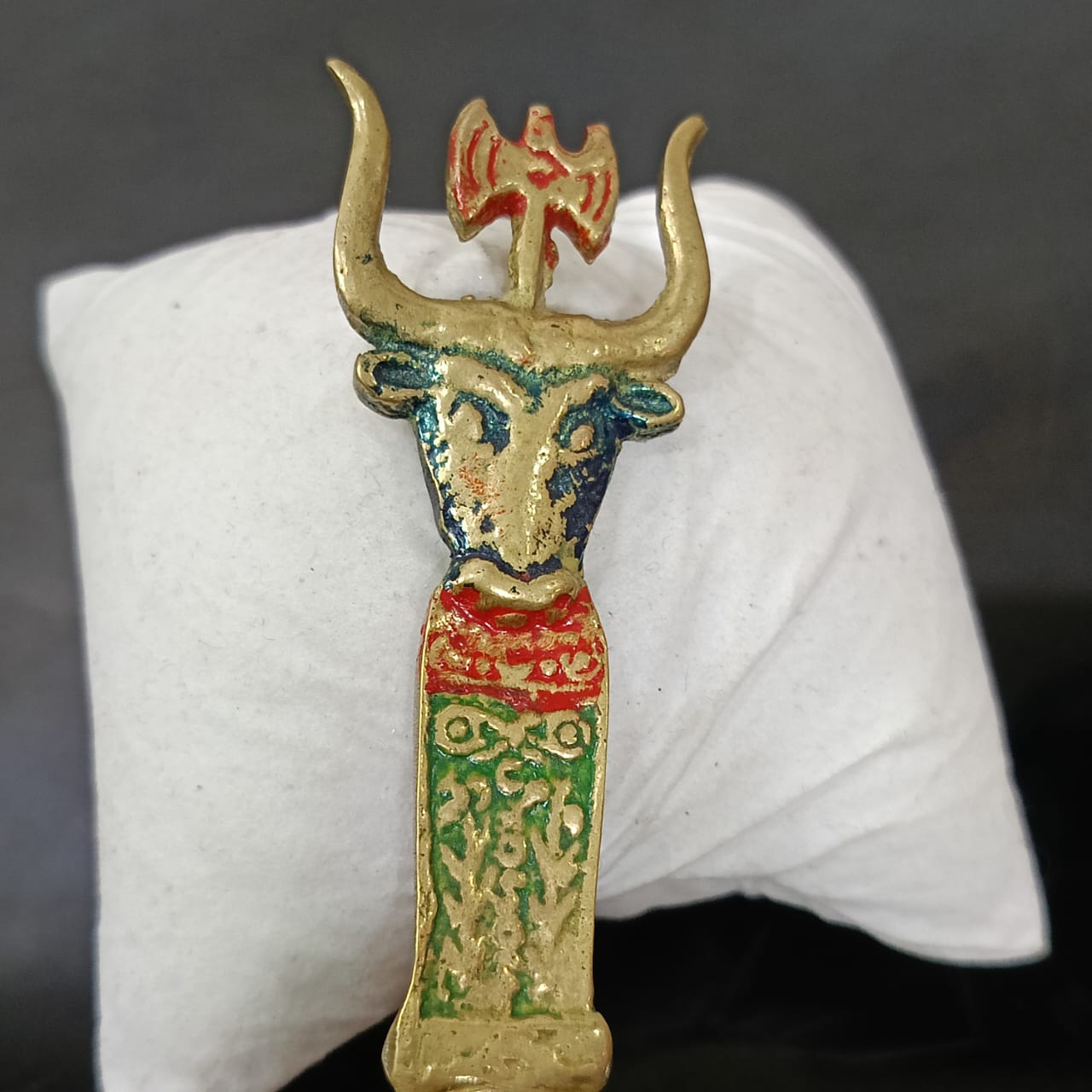 فاتح الأغلفة برونز تحفة