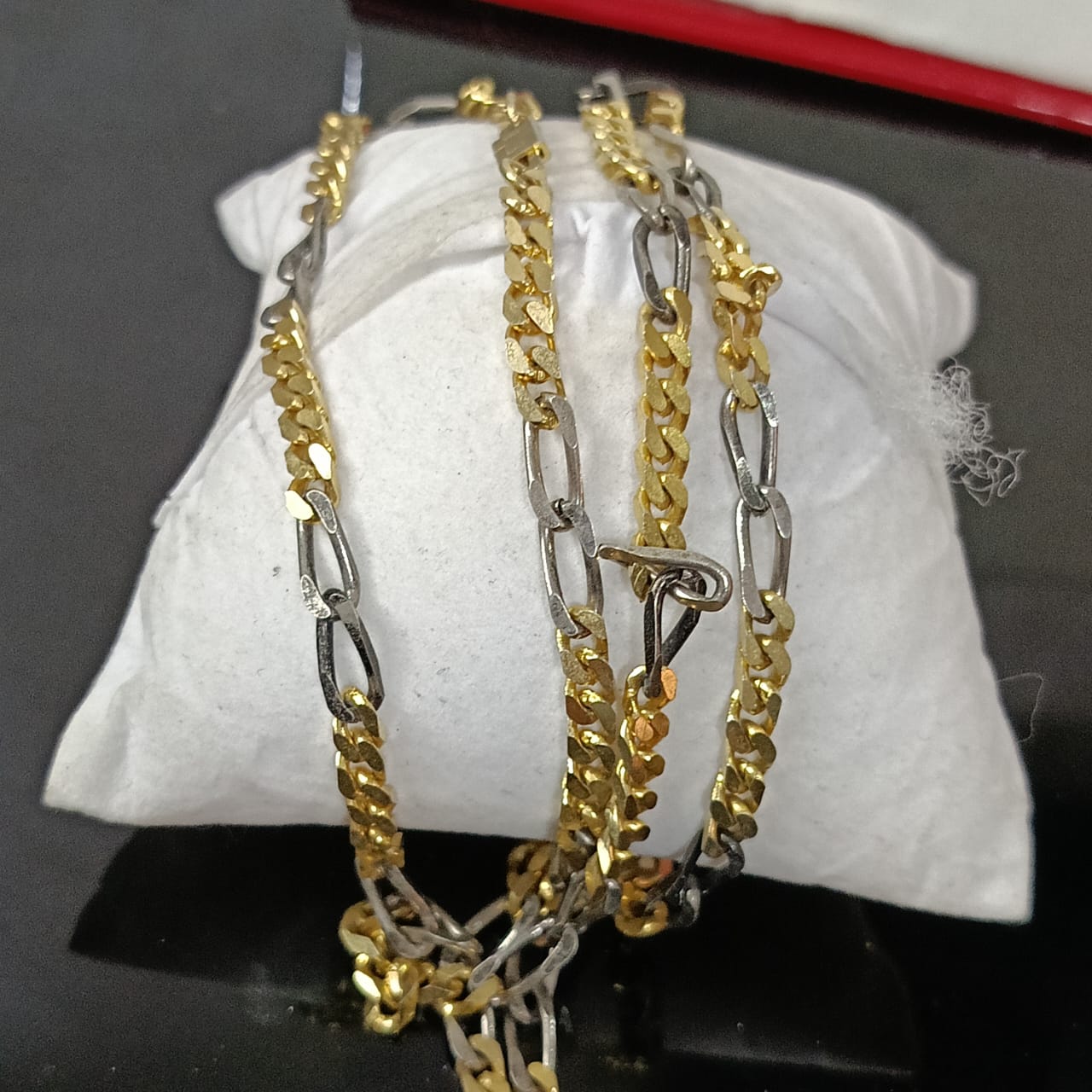 سلسلة بلاكي قديمة