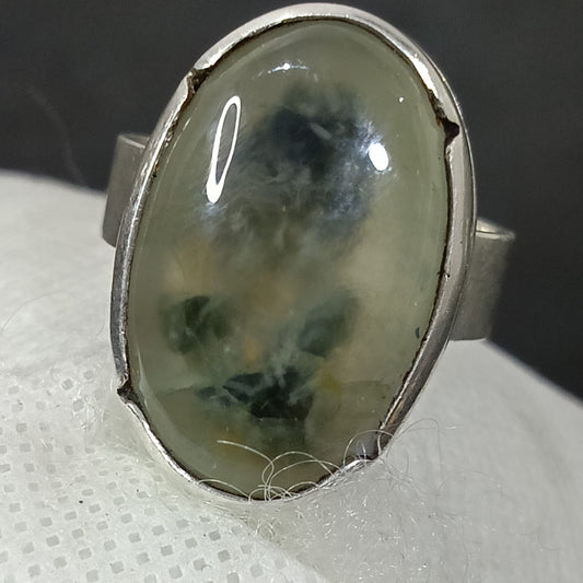 خاتم نادر تحفة بحجر عقيق مصور