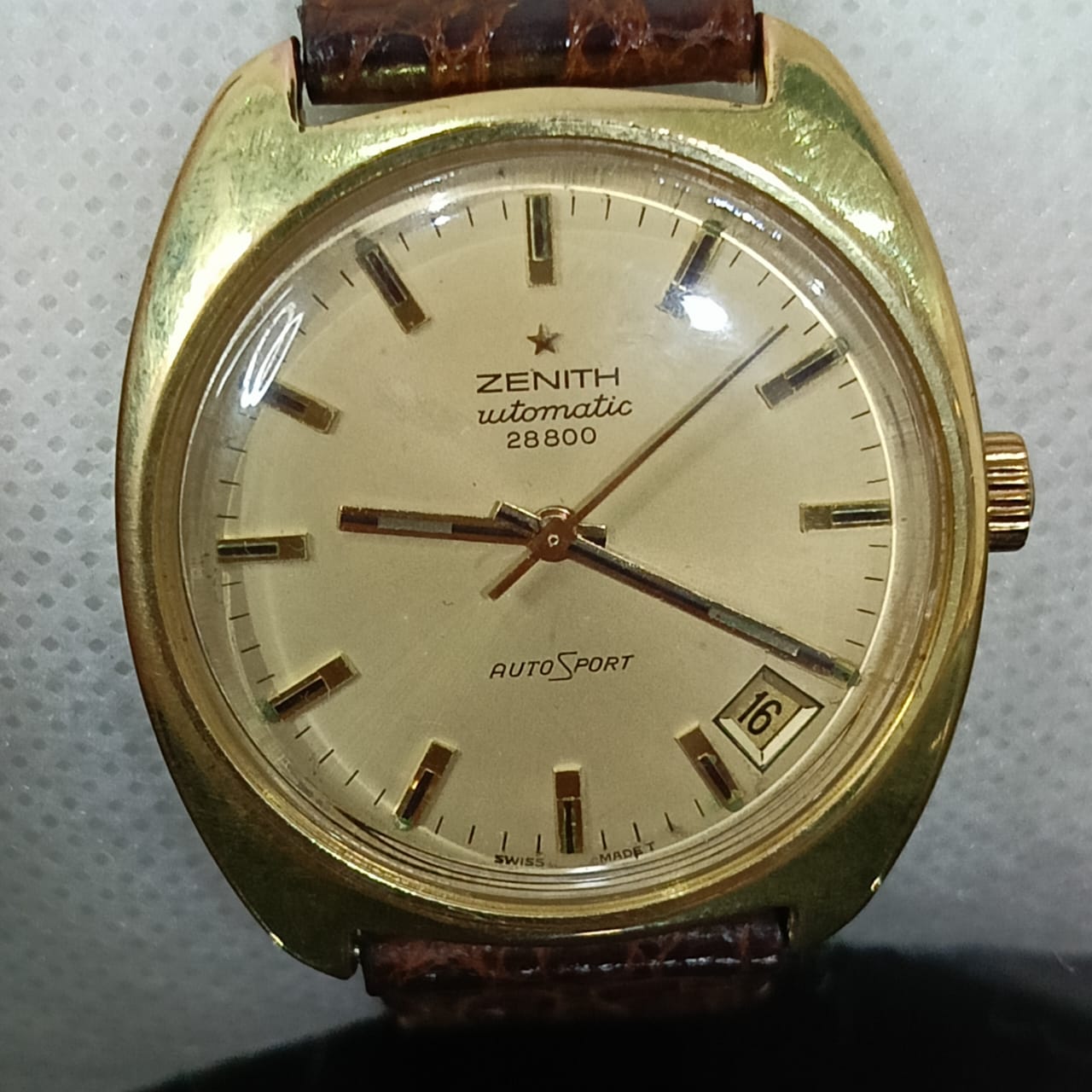 Montre Zenith automatique original plaqué or vintage  40mm