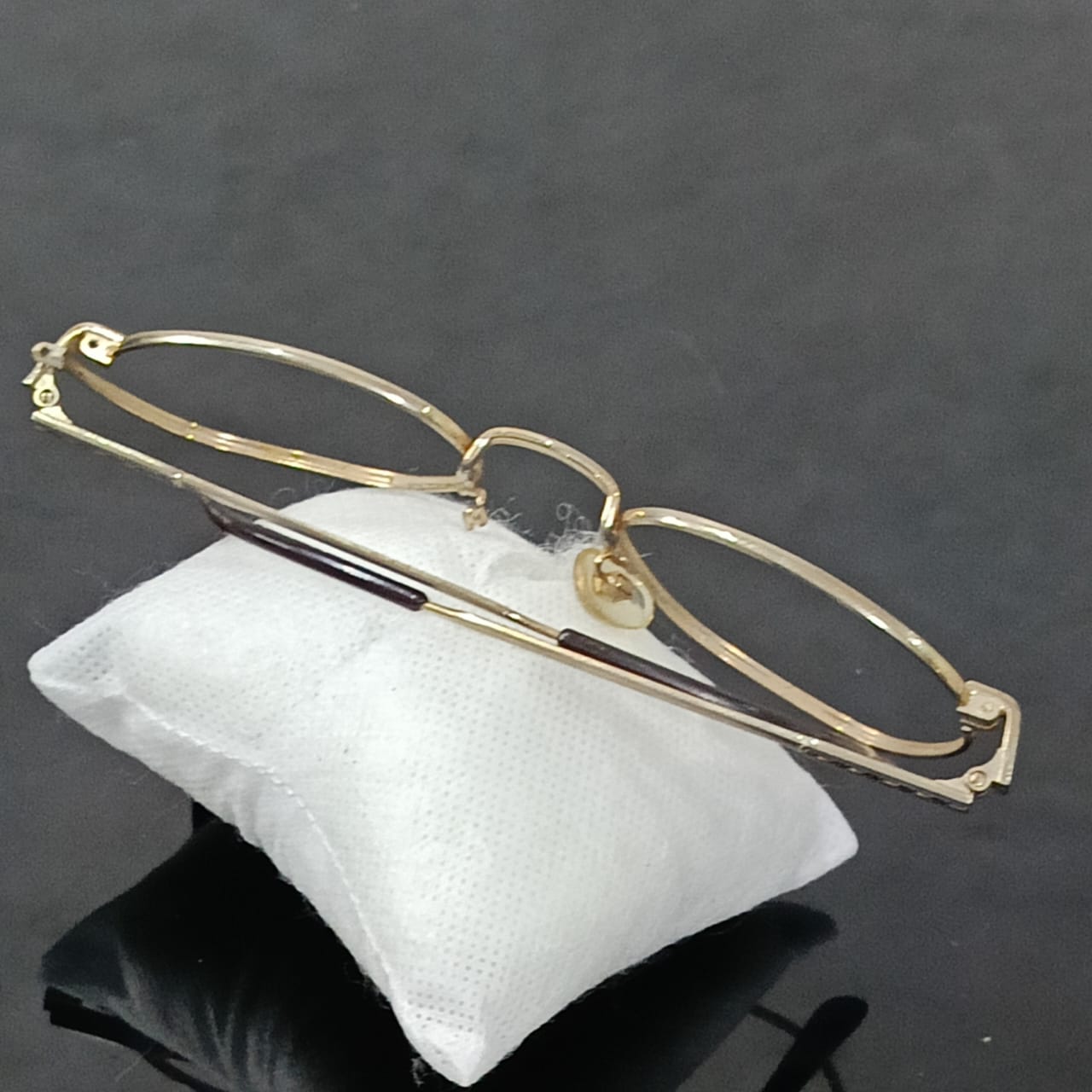 Cadre du lunette femme  Prix 2500