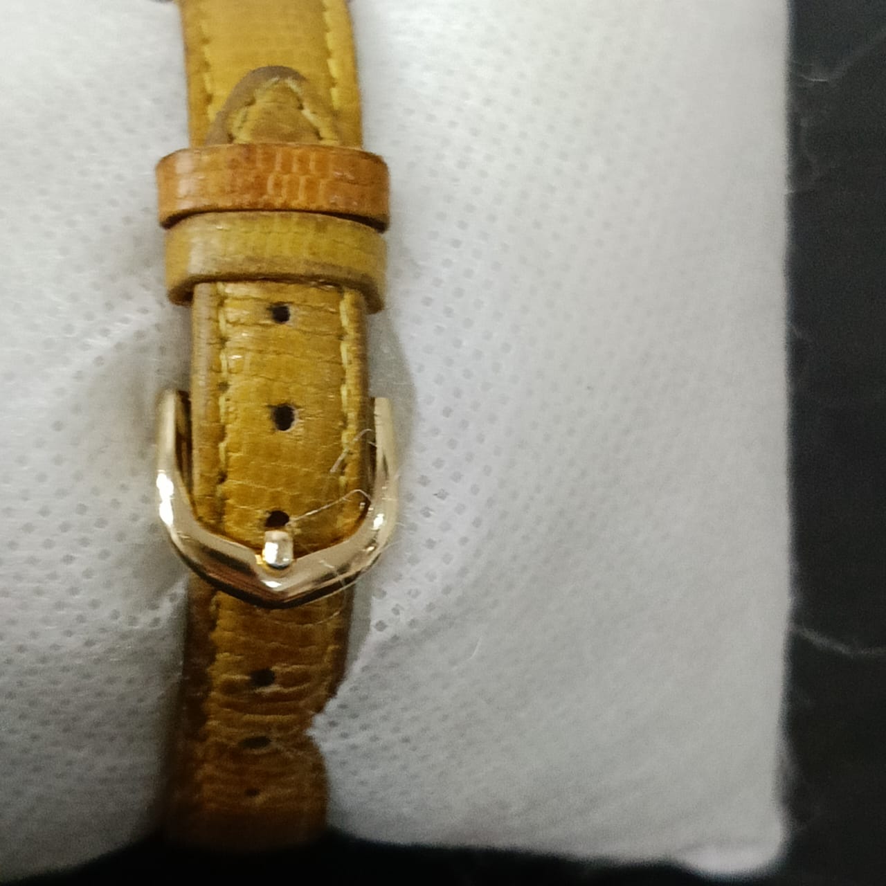 Montre junchance Quartz femme plaqué or vintage original