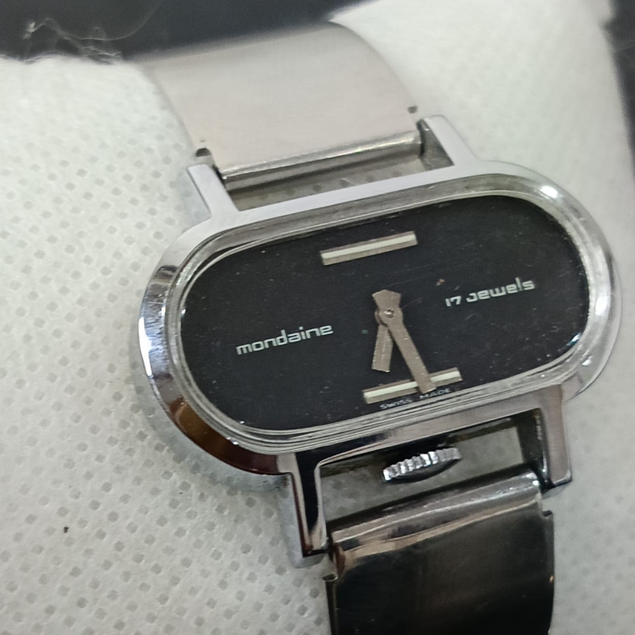 Montre mondaine suisse mécanique femme plaqué or blanc