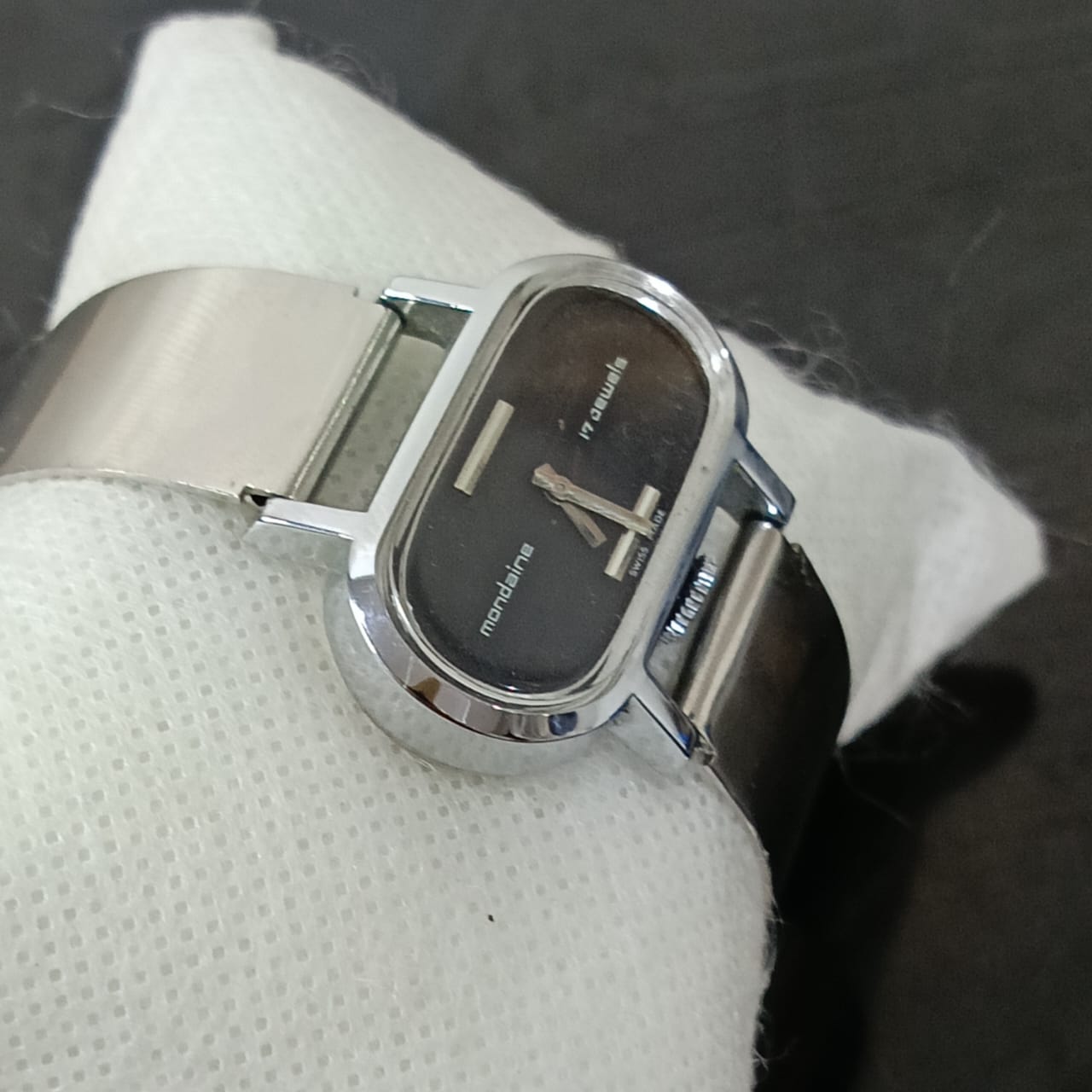 Montre mondaine suisse mécanique femme plaqué or blanc