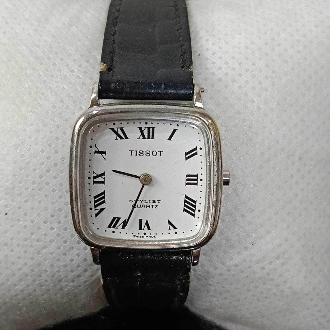 Montre Tissot quartz original femme plaqué or blanc