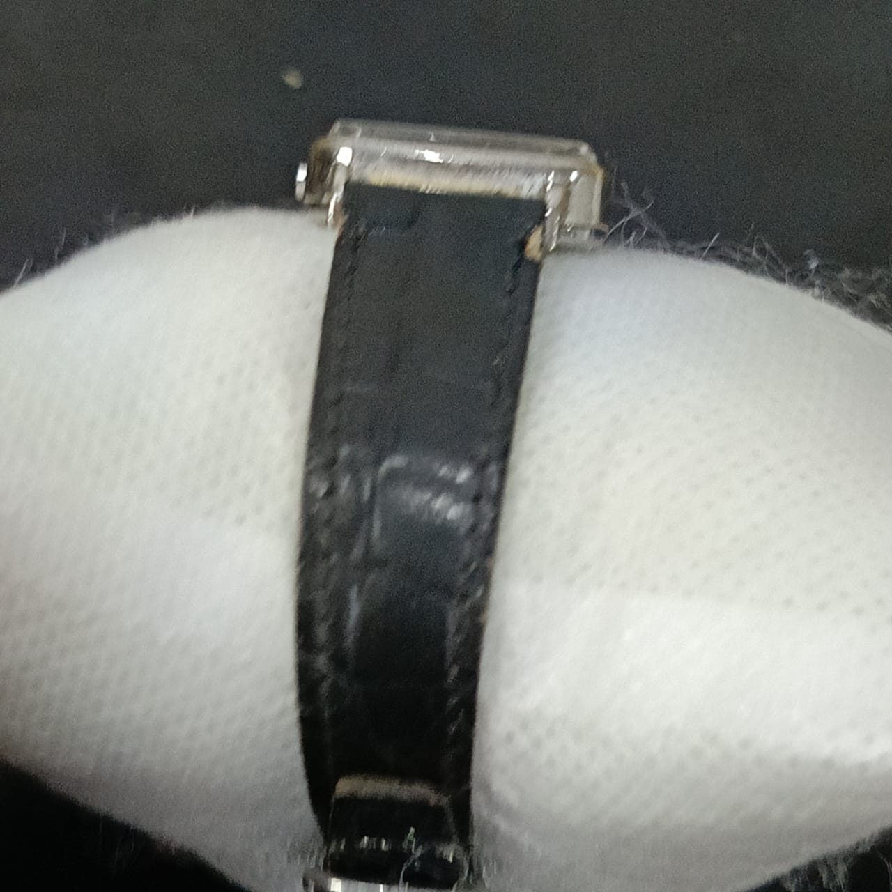 Montre Tissot quartz original femme plaqué or blanc