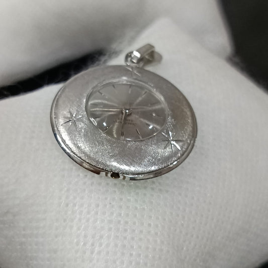 قلادة ساعة عاطلة بلاكي أبيض