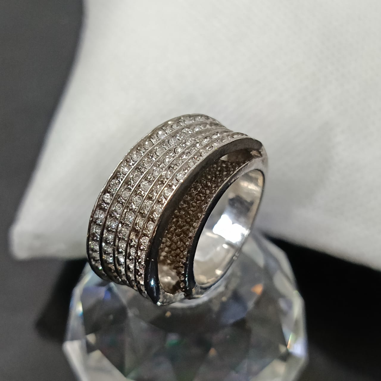 خاتم بلاكي أبيض