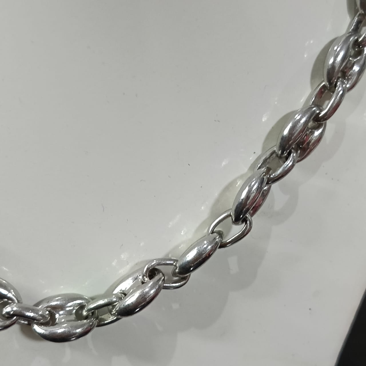 سلسلة بلاكي أبيض ثقيلة