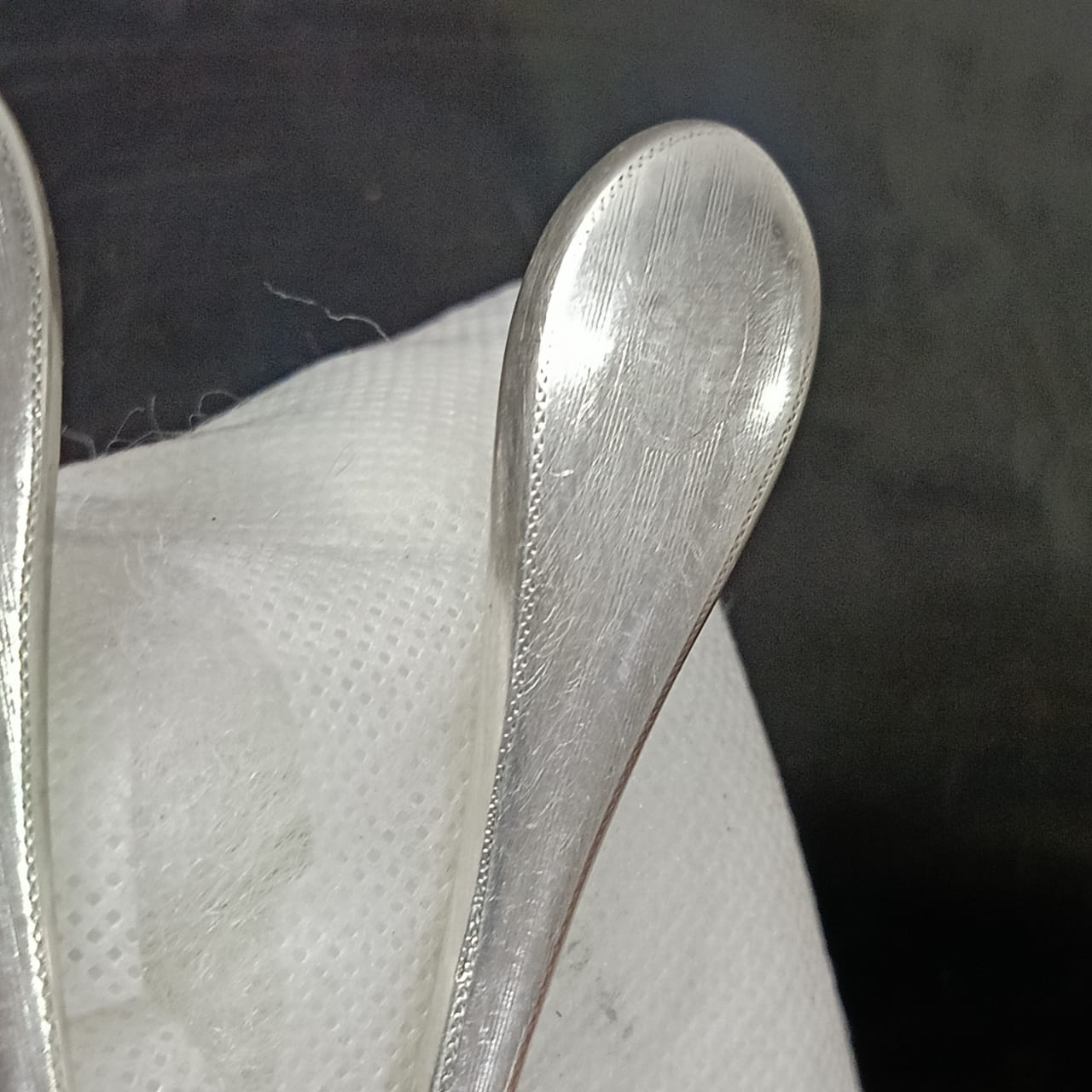 أنية طعام أنتيك مقابض من الفضة