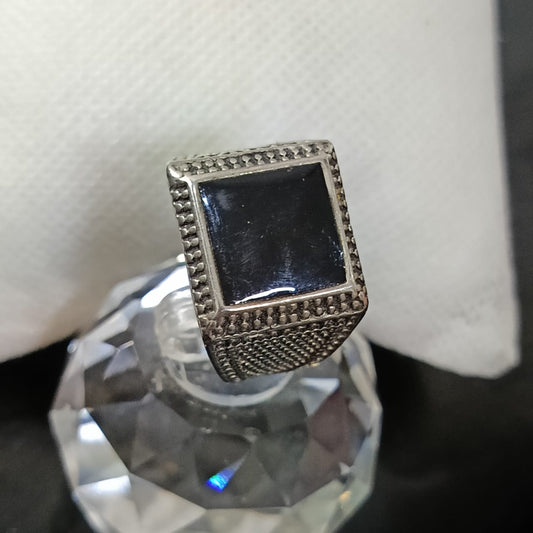 خاتم نحاس أبيض