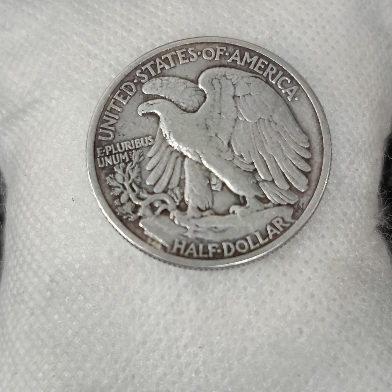 عملة امريكية فضة