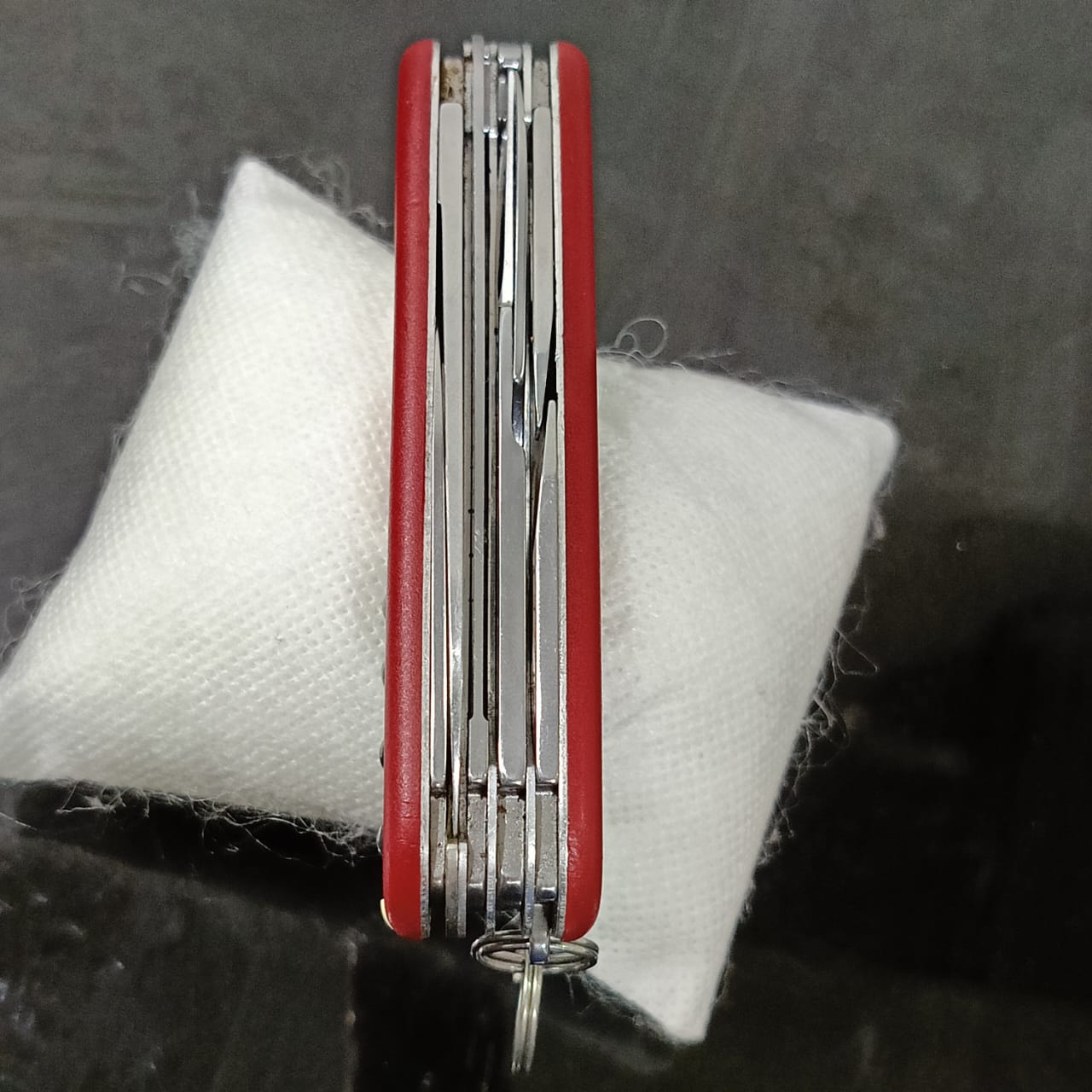 تحفة سويسرية أصلية