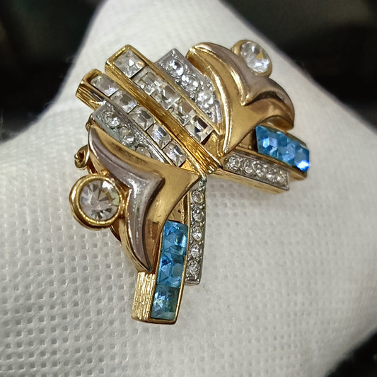 أقراط بلاكي