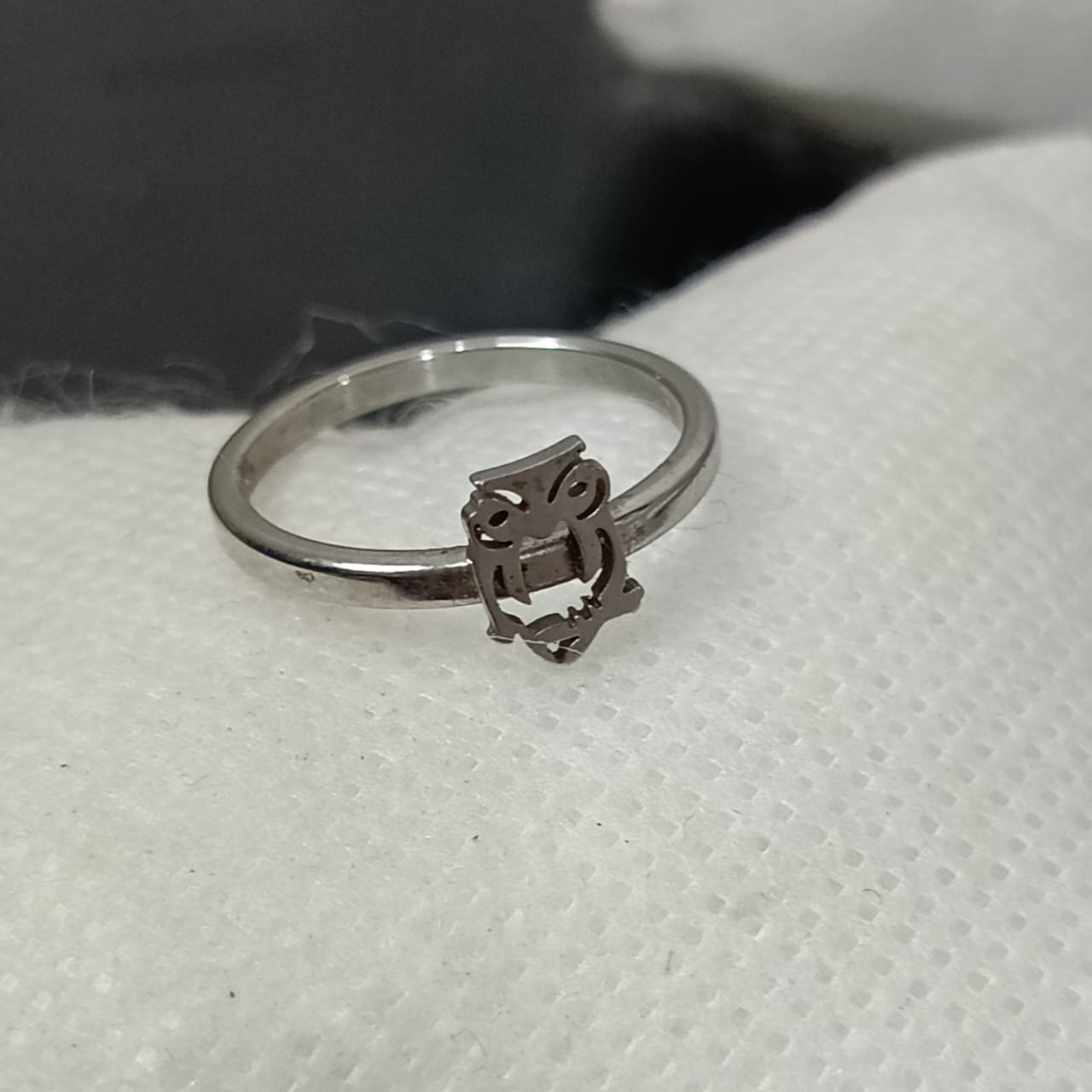 خاتم بلاكي أبيض