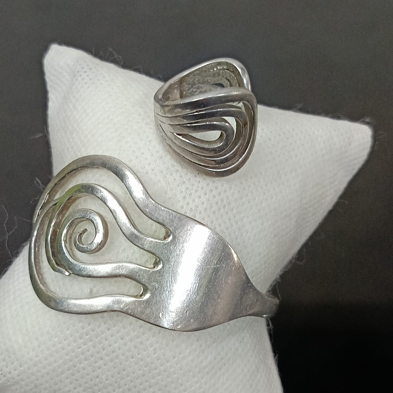 سوار وخاتمه فضة تحفة