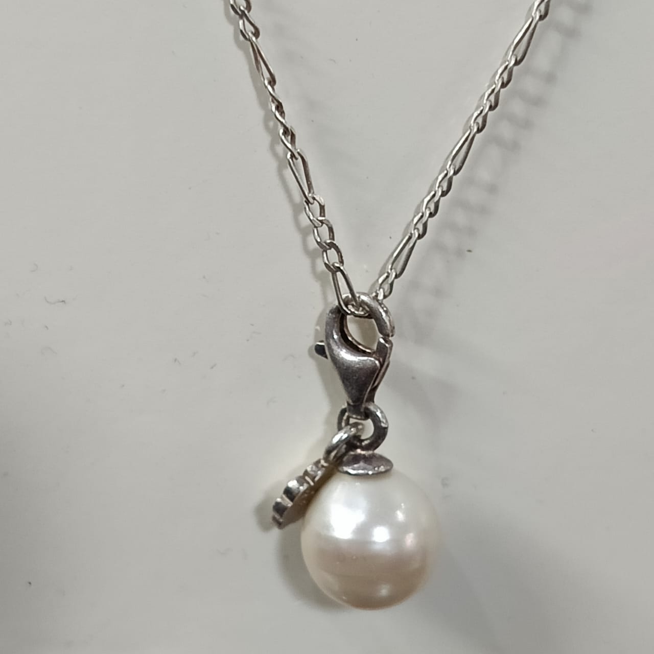 سلسلة فضة تحفة