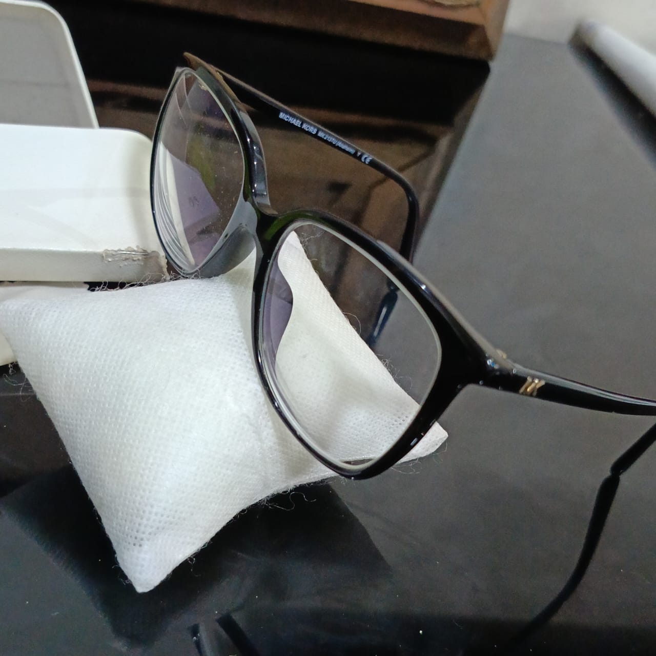 Lunette Michael Kors original femme