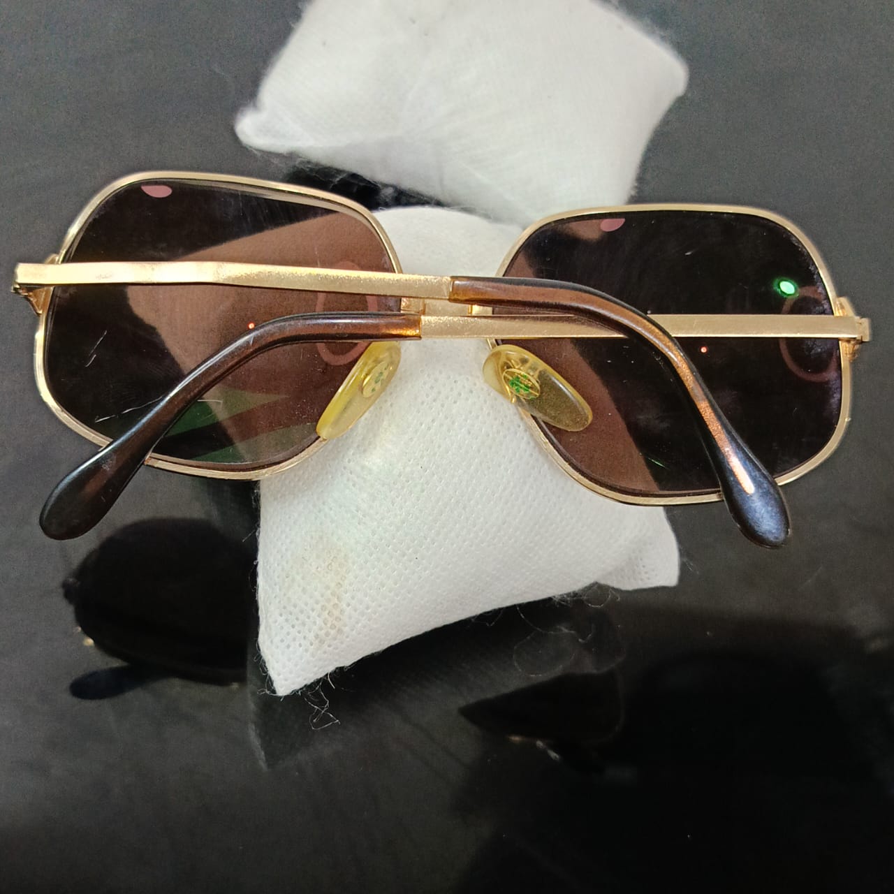 Cadre du lunette vintage plaqué or