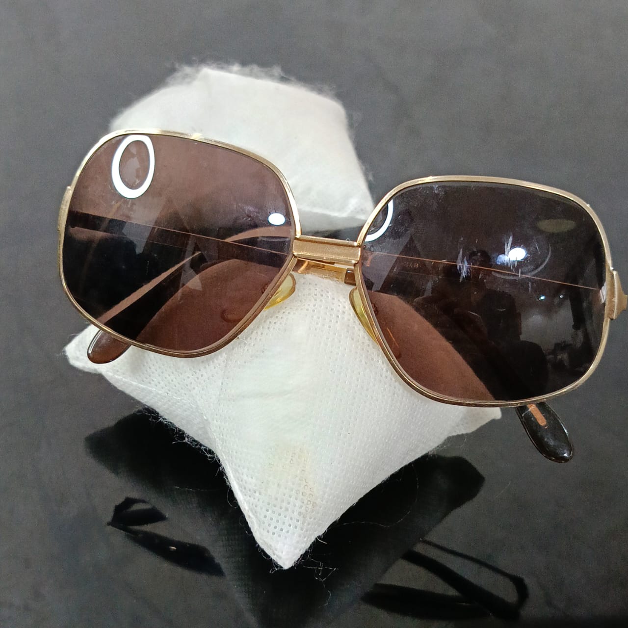 Cadre du lunette vintage plaqué or