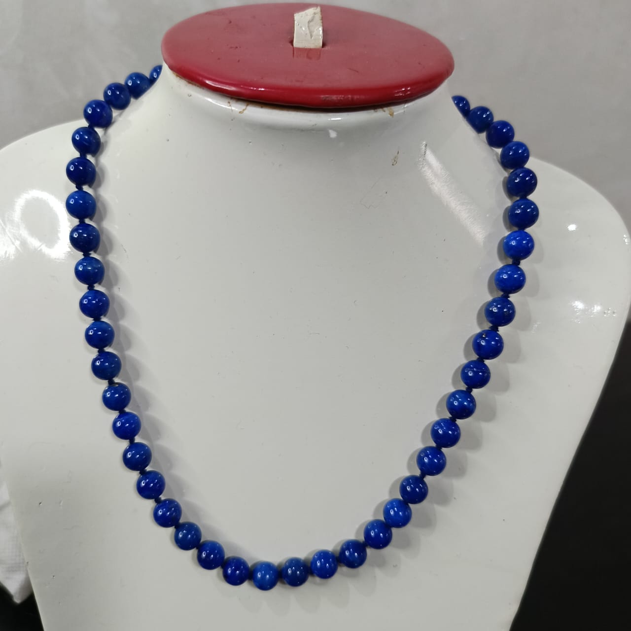 عقد تحفة بحجر لازورد طبيعي وقفل فضة