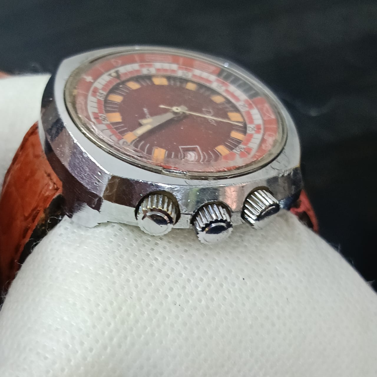 Montre difor suisse mécanique vintage