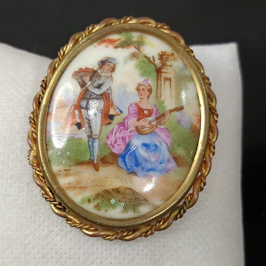 Ancien proche plaqué or