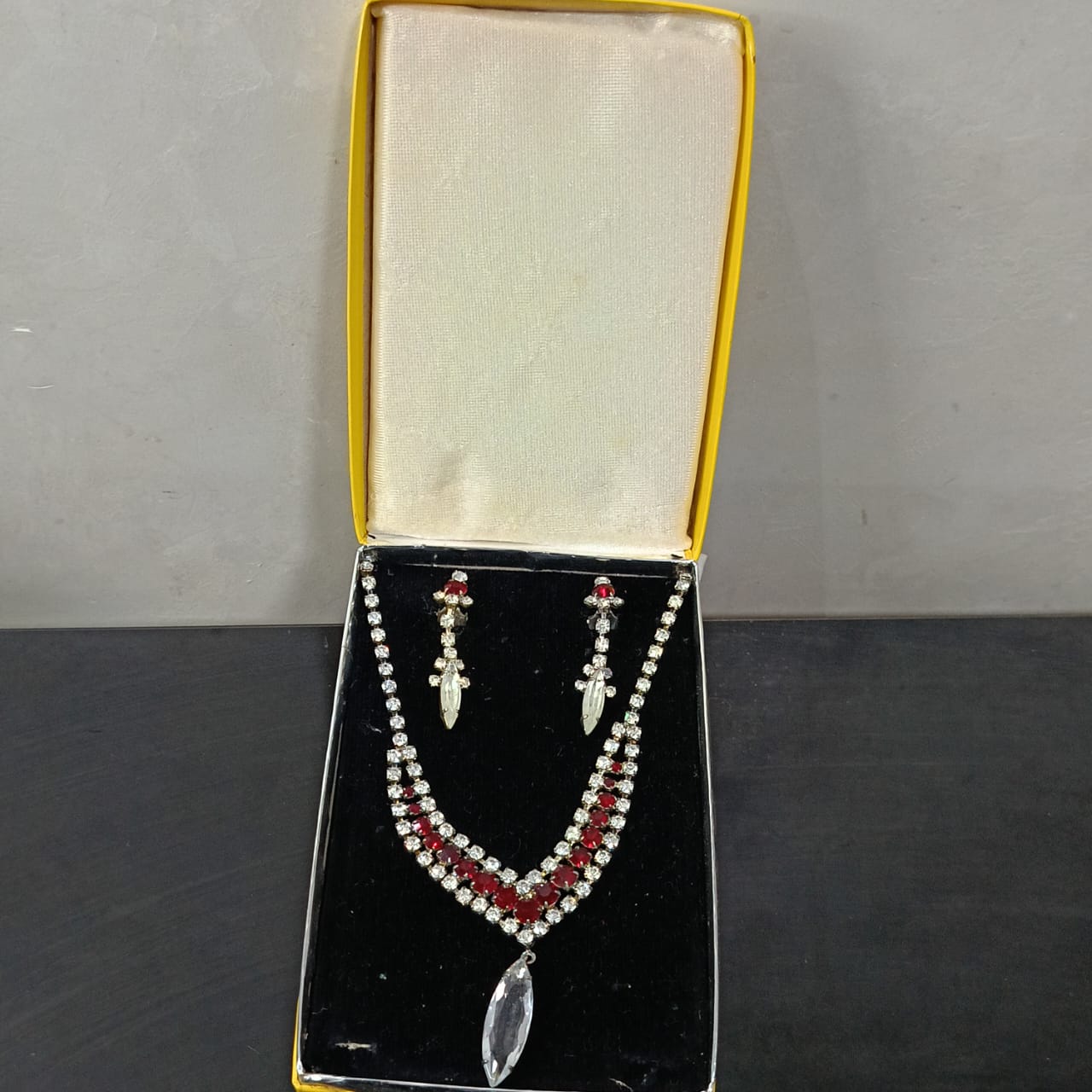 Ancien parure en plaqué or blanc vintage