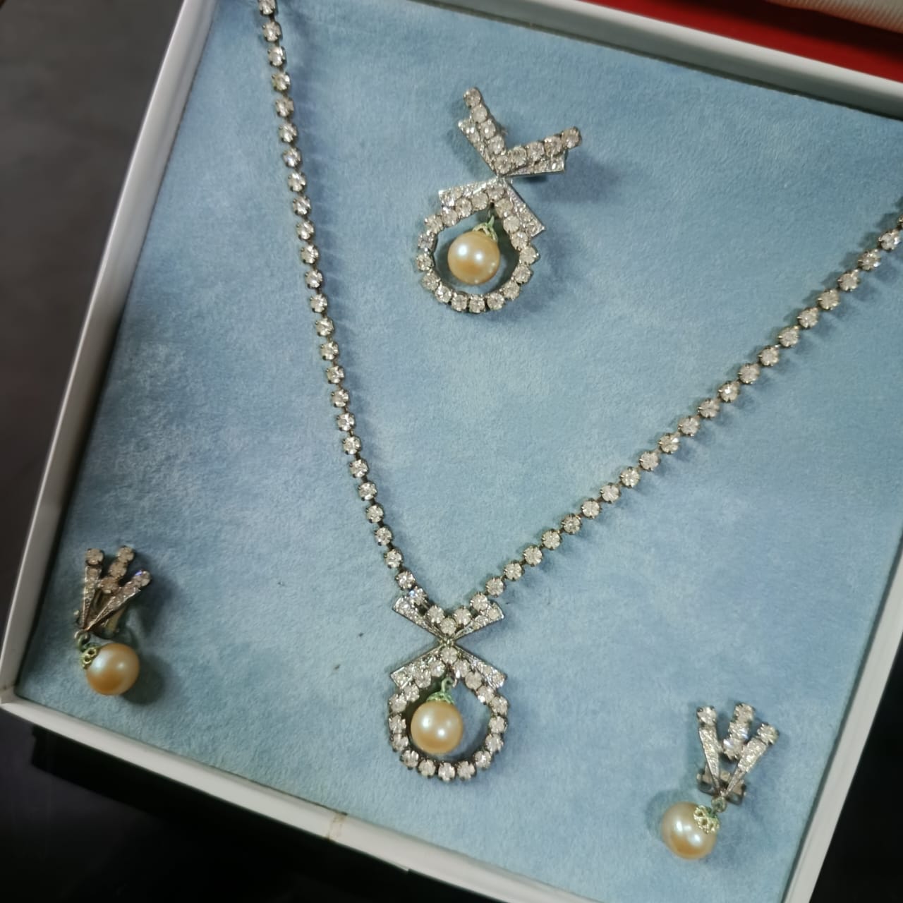 Ancien parure en plaqué or blanc vintage