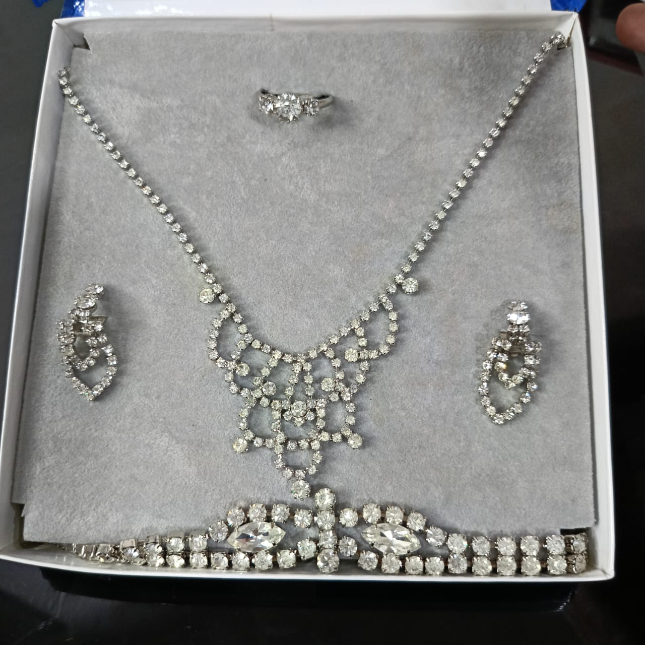 Ancien parure en plaqué or blanc vintage