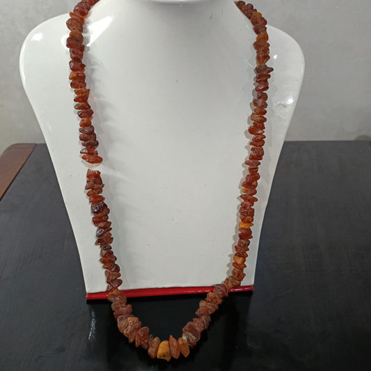 عقد تحفة قديمة كهرمان فواحة