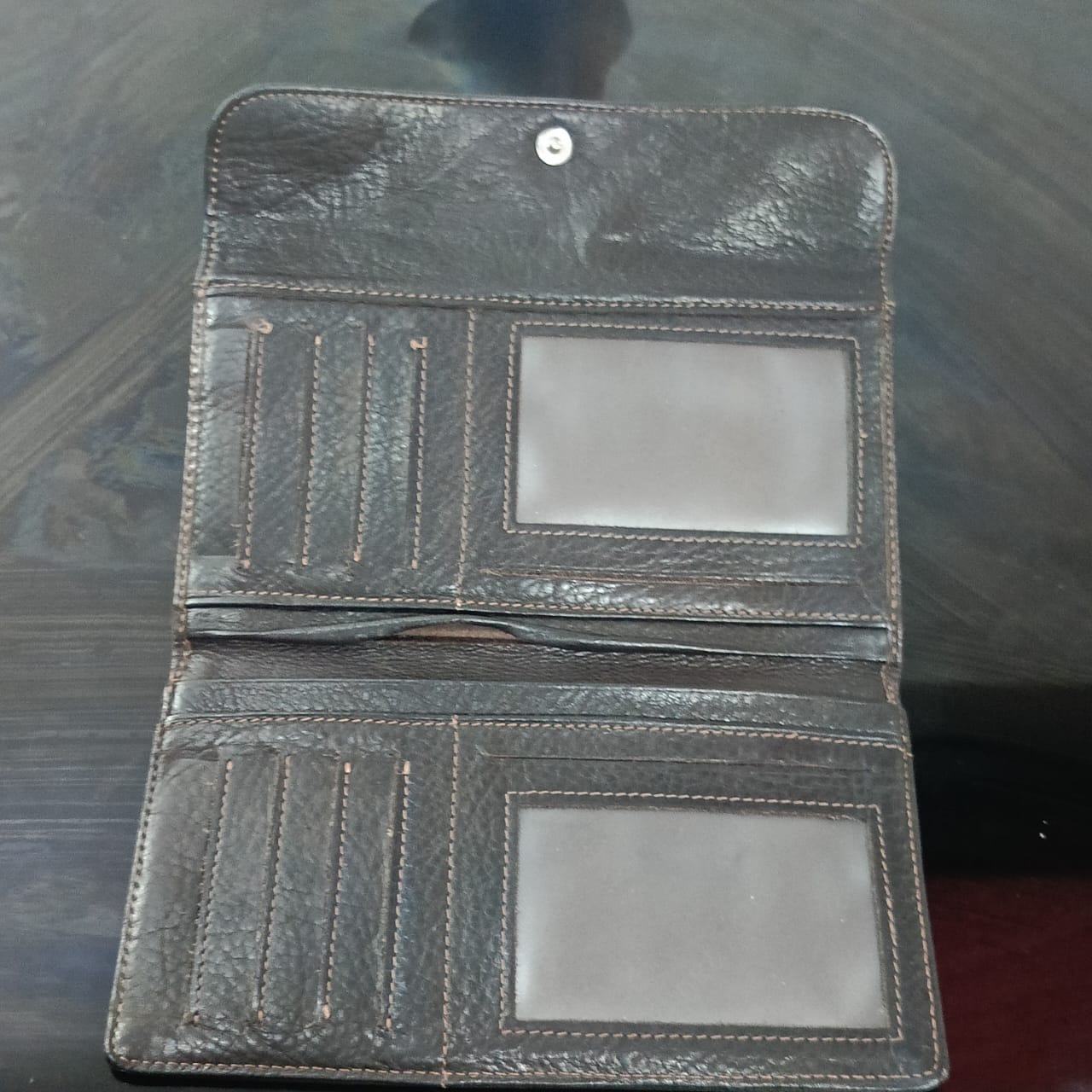 Portefeuille Arthur et Aston en cuir vintage original