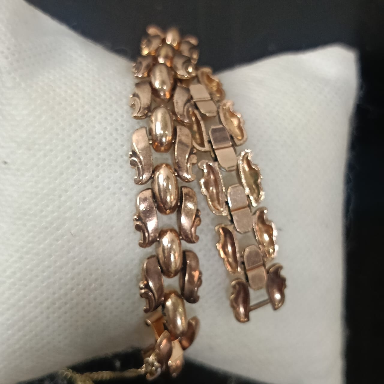 سوار بلاكي فرنسي أحمر تحفة عتيق حر