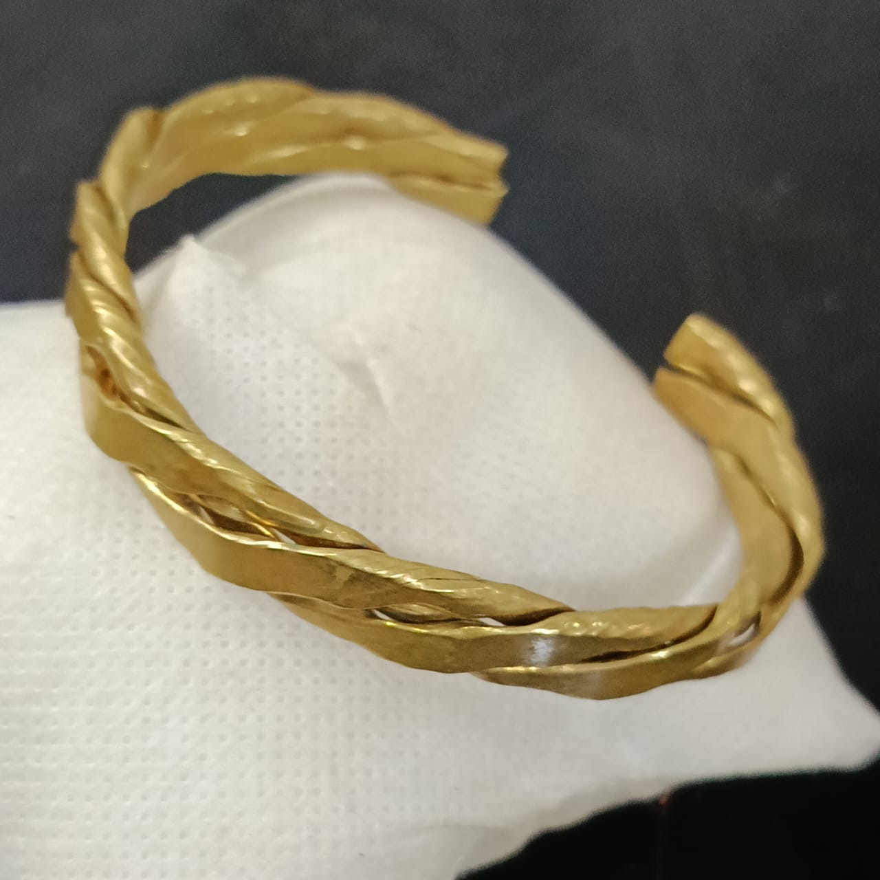 سوار قديم بلاكي