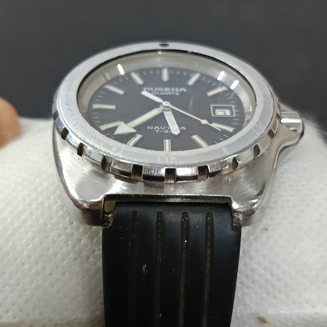 Montre dugzna Quartz original