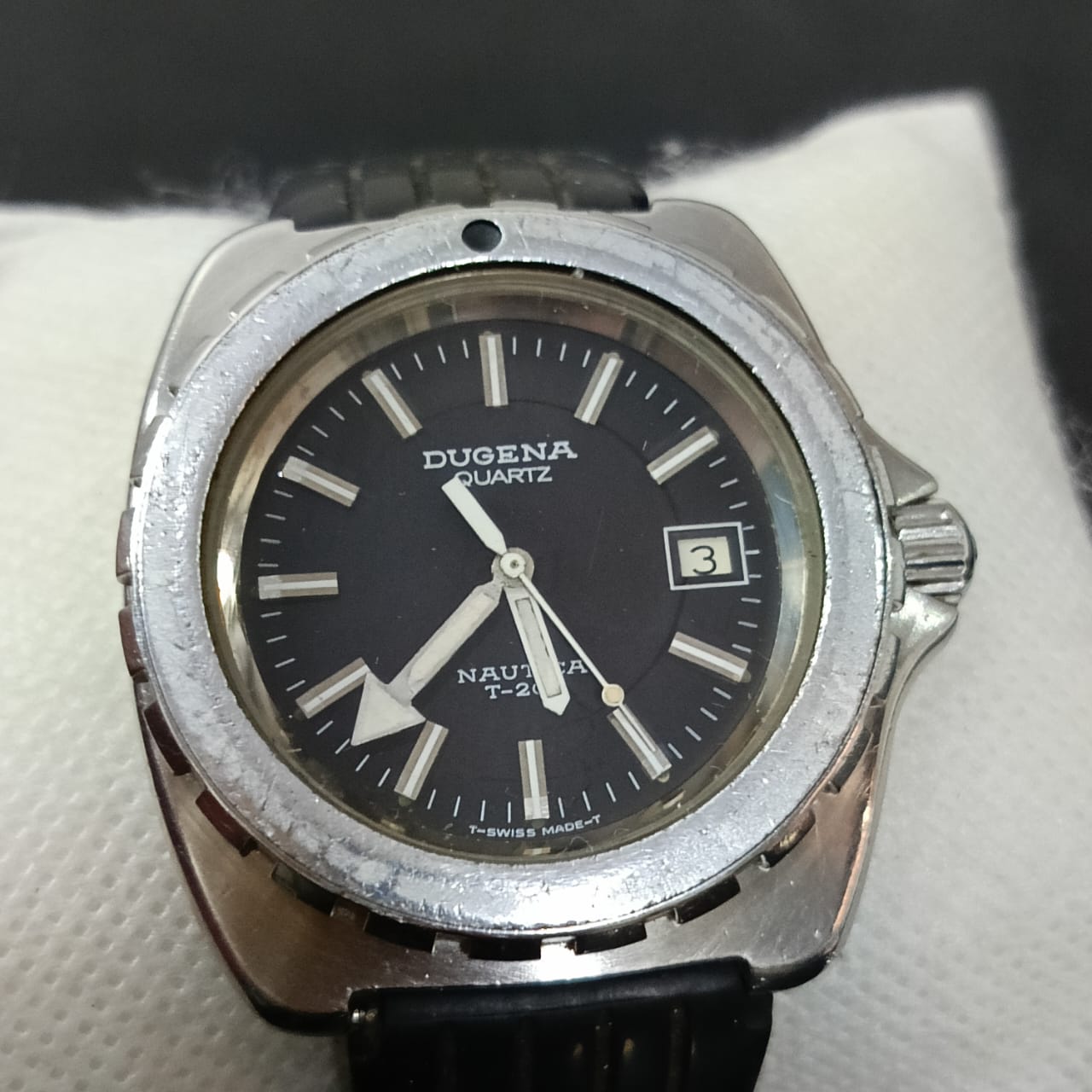 Montre dugzna Quartz original