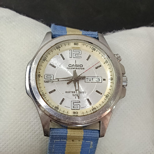 Montre casio illuminator original