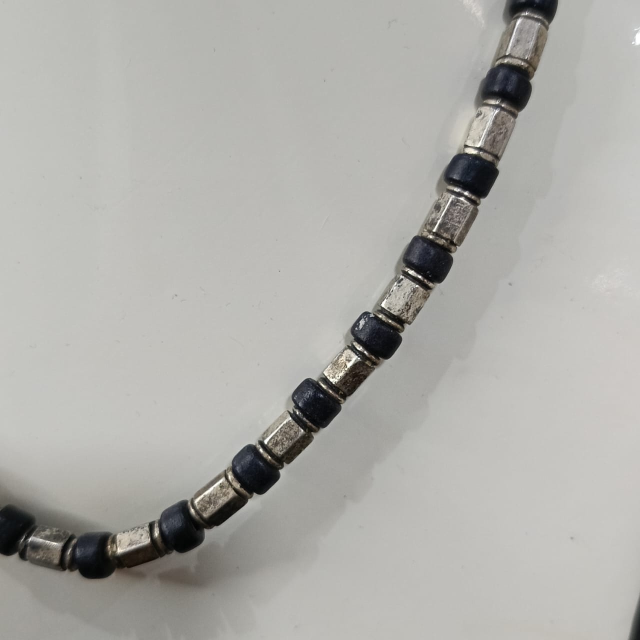 عقد تحفة من خرز