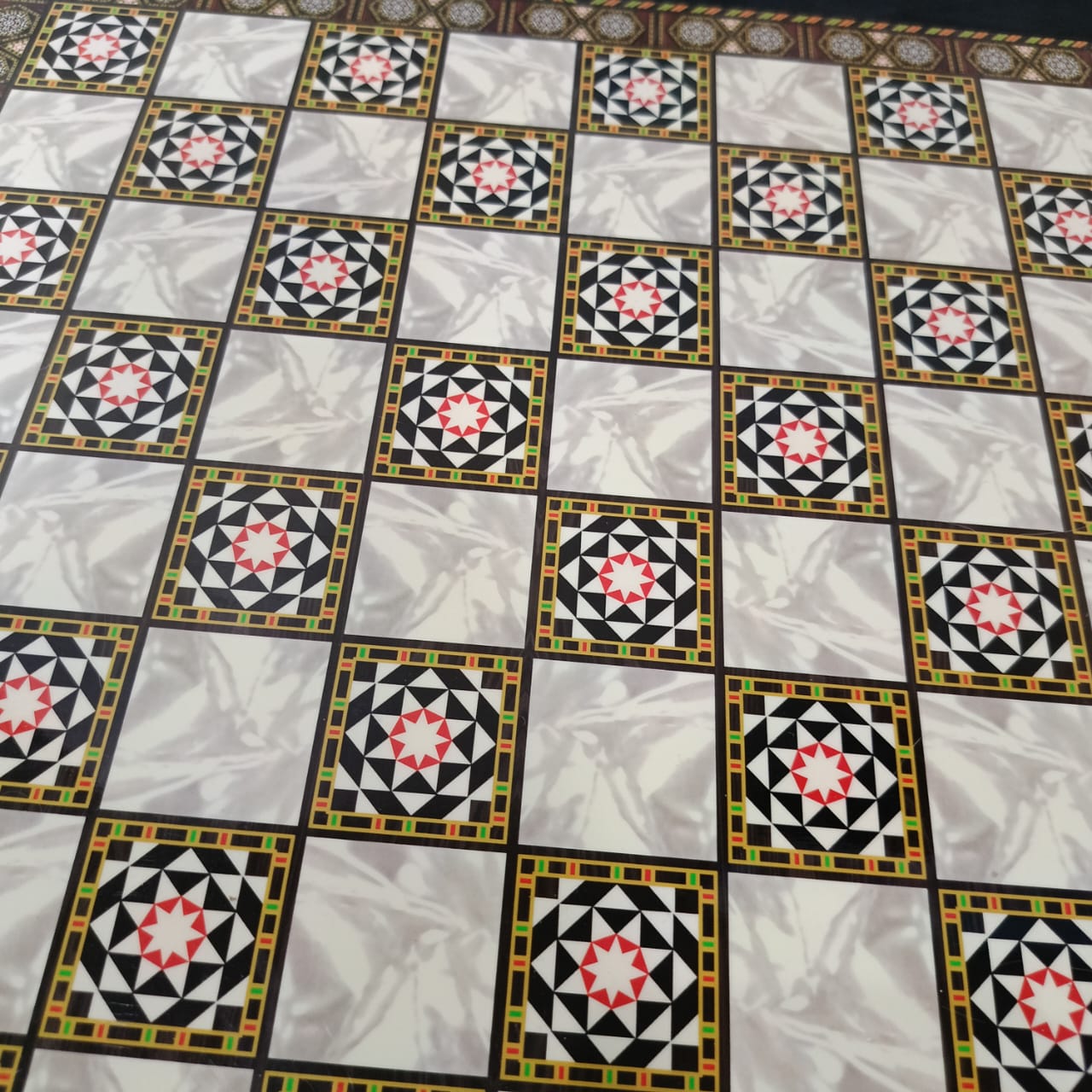 لوح شطرنج تحفة