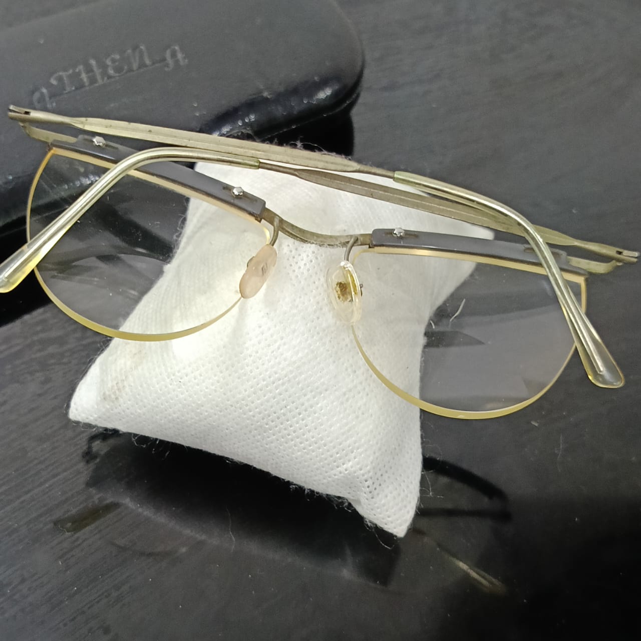 Cadre du lunette vintage
