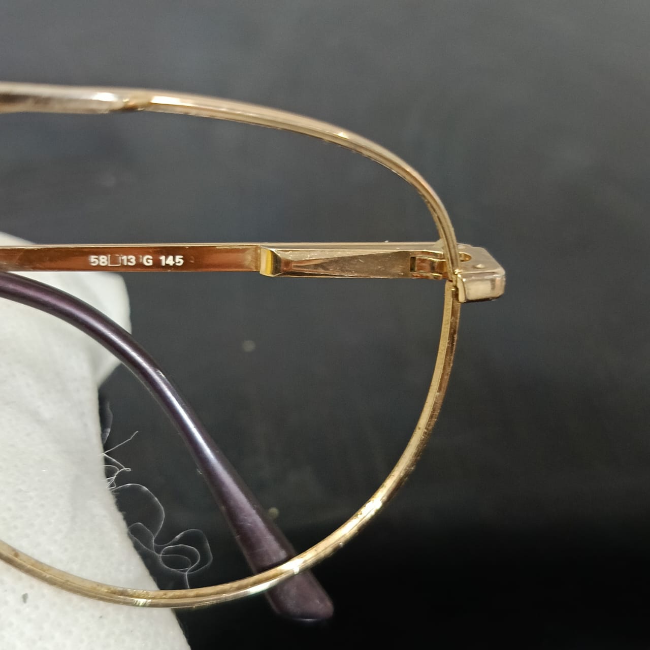 Cadre du lunette plaqué or