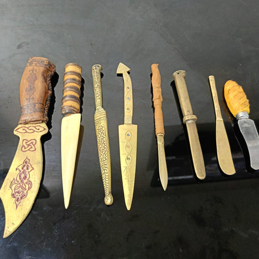 08 قطع فاتح الأغلفة أنتيك