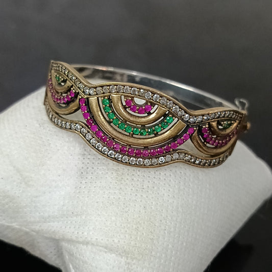 سوار فضة ونحاس مرصع بالأحجار تحفة