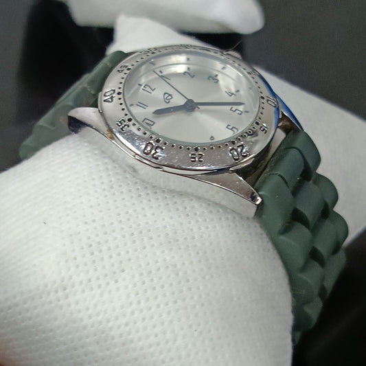 Montre femme quartz original