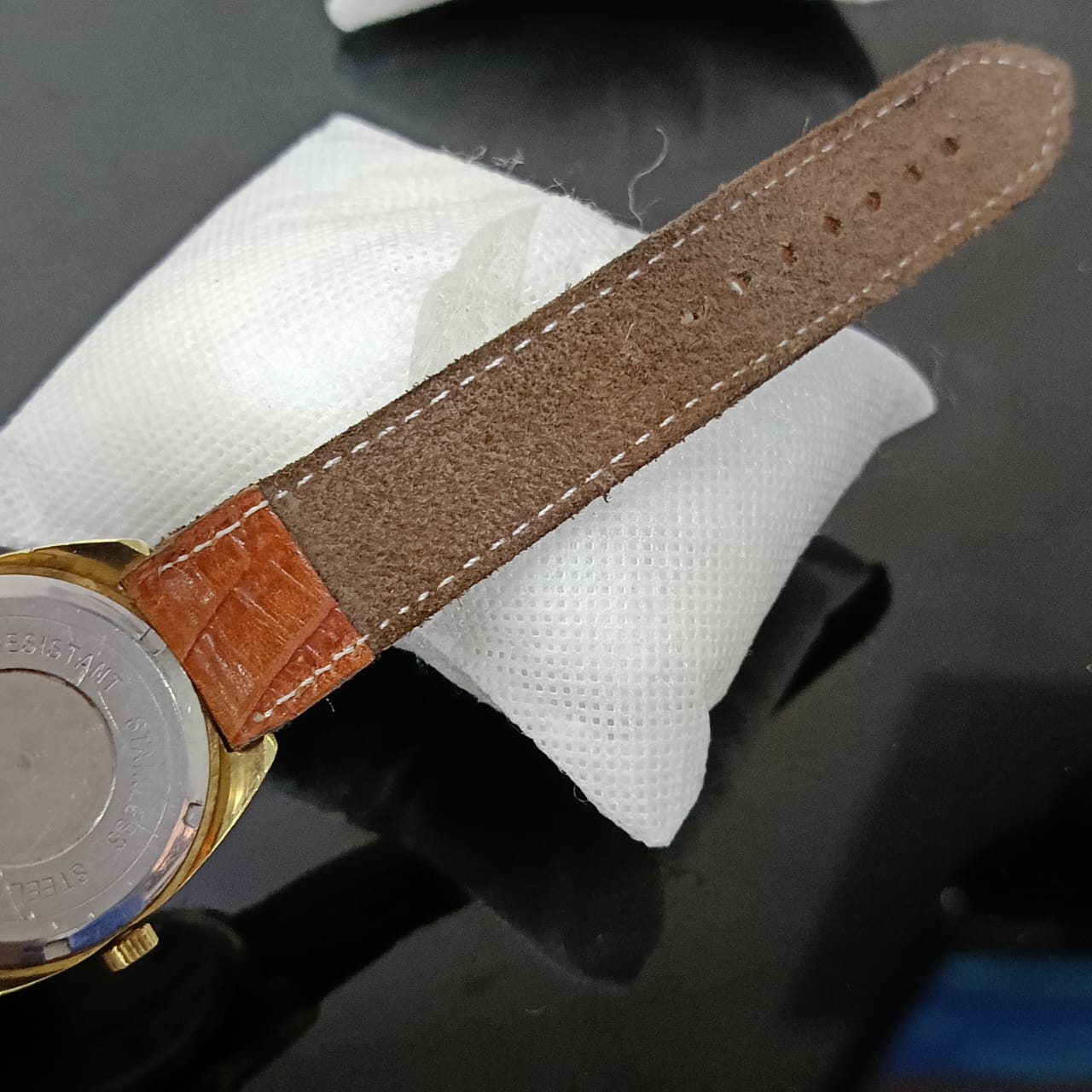 Montre croton 1878 suisse électro Quartz plaqué or
