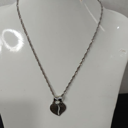 سلسلة فضة تحفة